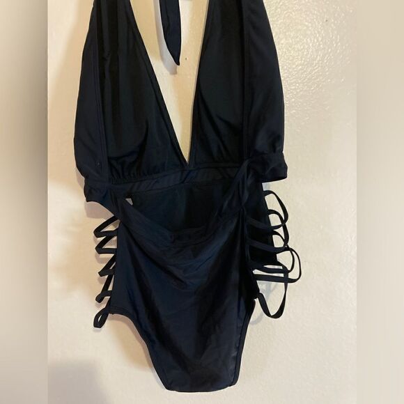 Temp Me Plunge V Neck One Piece Sexy Swimsuit Size XL Like New - Picture 6 of 11